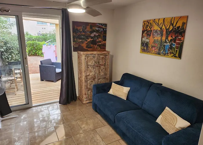 Terrasse Calvi (Corsica)